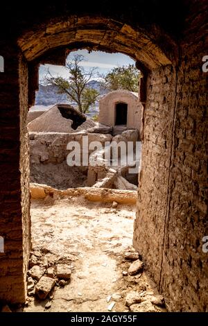 Kharanaq abandoned village in Iran Stock Photo