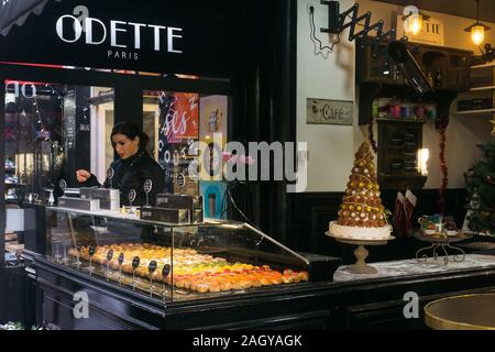 Paris Odette - choux pastry shop on Rue Galand in the 5th ...