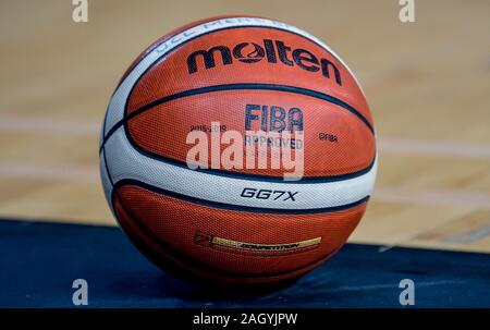 London, UK. 22nd Dec, 2019. The BBL Championship match between London Lions and Sheffield Sharks at the Copper Box Arena, London, United Kingdom on 22 December 2019. Photo by Phil Hutchinson. Editorial use only, license required for commercial use. No use in betting, games or a single club/league/player publications. Credit: UK Sports Pics Ltd/Alamy Live News Stock Photo