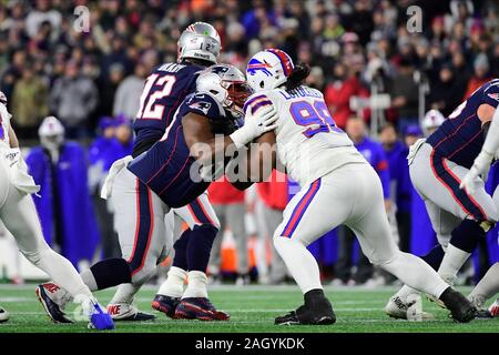 New England Patriots guard Shaq Mason (69) warms up before an NFL football  game against the Atlanta Falcons, Thursday, Nov. 18, 2021, in Atlanta. (AP  Photo/Danny Karnik Stock Photo - Alamy