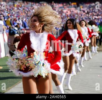 Landover, MD, USA. 22nd Dec, 2019. Redskin Cheerleader performs during a NFL football game between the Washington Redskins and the New York Giants at FedEx Field in Landover, MD. Justin Cooper/CSM/Alamy Live News Stock Photo