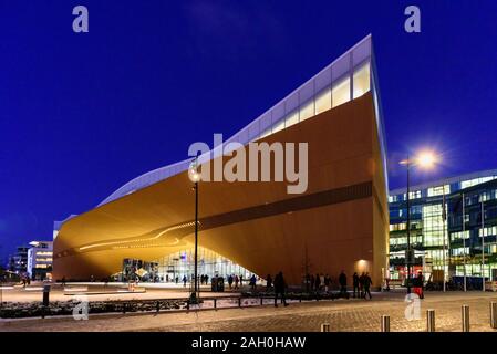 FINLAND, HELSINKI - December 10, 2019: Helsinki Central Library Oodi - modern library. Exterior Stock Photo