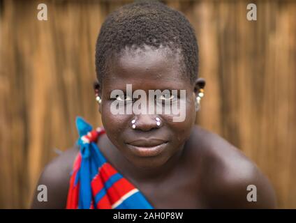 Portrait of a Larim tribe woman, Boya Mountains, Imatong, South Sudan Stock Photo