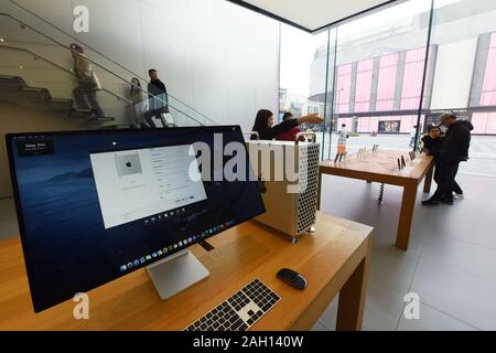 都内の方優先】 Mac Pro Display 都内の方優先】 Mac Pro Display（都内の方優先 Mac Pro など