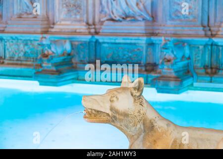 Particular of Fonte Gaia (1400s) at night in the Piazza del Campo, Siena, Italy. Stock Photo