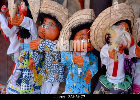 Mexico Dolls Puppets  National costume dolls from all over the world