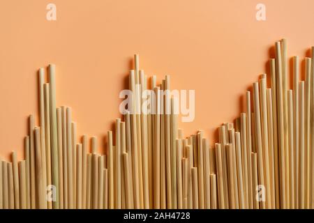 Natural wheat biodegradable drinking straws Stock Photo
