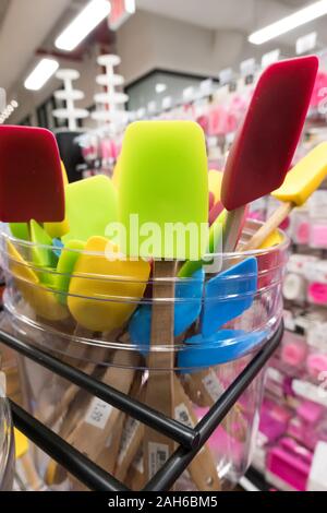 New York Cake is a go-to shop for supplies, gadgets & utensils for creative baking & cake decorating, NYC, USA Stock Photo