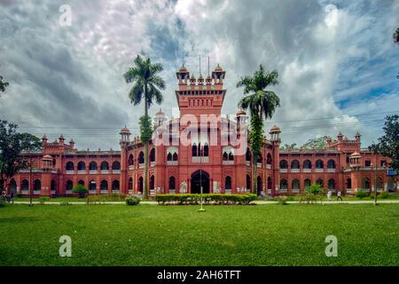 The Curzon Hall is a British Raj-era building and home of the Faculty of Science at the University of Dhaka. Stock Photo