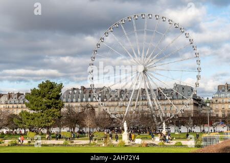 Ferris wheel at the Jardin des Tuileries in Paris Stock Photo