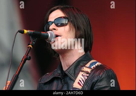 Milano, Italy 05/30/2004 : Kelly Jones of Stereophonics in concert during the musical event 'Cornetto FreeMusic Festival'. Stock Photo