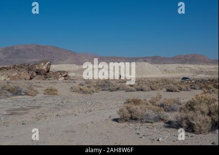 Fish Rocks in Trona, California. Rocks painted with graffiti to look ...