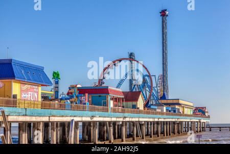 Galveston Pleasure Pier and Seawall Urban Park on Seawall Boulevard, Galveston, Texas Stock Photo