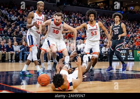 Charlottesville, VA, USA. 22nd Dec, 2019. Loose ball during the NCAA Basketball game between the University of South Carolina Gamecocks and University of Virginia Cavaliers at John Paul Jones Arena in Charlottesville, VA. Brian McWaltersCSM/Alamy Live News Stock Photo