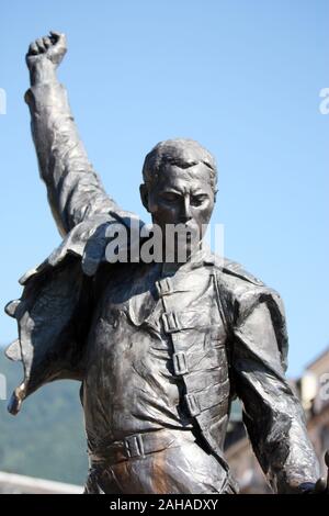 30.07.2016, Montreux, Canton of Vaud, Switzerland - Statue of singer Freddie Mercury. 00S160730D036CAROEX.JPG [MODEL RELEASE: NO, PROPERTY RELEASE: NO Stock Photo