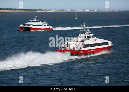 25.05.2017, Fawley, Hampshire, Great Britain - Catamarans of the ferry company Red Funnel. 00S170525D119CAROEX.JPG [MODEL RELEASE: NO, PROPERTY RELEAS Stock Photo