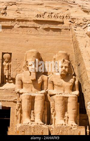 Höhepunkt einer Ägyptenreise. Der Felstempel in Abu Simbel. Pharao Ramses II.; Stock Photo