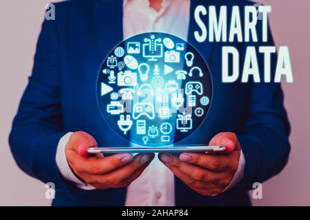 Writing note showing Smart Data. Business concept for digital information that is formatted for further consolidation Stock Photo