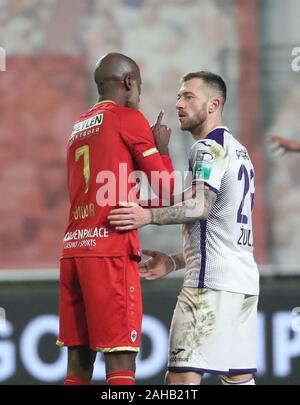 ANTWERP, BELGIUM - DECEMBER 27: Didier Lamkel Ze of Antwerp and Peter Zulj of Anderlecht during the Jupiler Pro League match day 21 between Royal Antwerp FC and RSC Anderlecht on December 27, 2019 in Antwerpen, Belgium. (Photo by Vincent Van Doornick/Isos Stock Photo