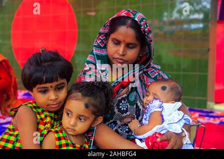 Mother and children. Narayanganj, Bangladesh Stock Photo