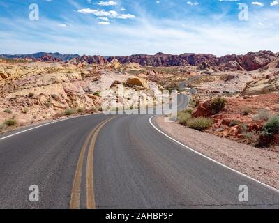 Road view White Domes Road with desert scenery in Valley of FIre State Park, Nevada, near Las Vegas, sunny spring day, USA Stock Photo