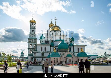 Istra, Russia-August 10, 2019: resurrection Cathedral in the new Jerusalem monastery on a Sunny summer day. Tourist attractions in Russia. Editorial Stock Photo