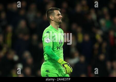 WATFORD, ENGLAND - DECEMBER 28TH Aston Villa's goalkeeper Tom Heaton during the Premier League match between Watford and Aston Villa at Vicarage Road, Watford on Saturday 28th December 2019. (Credit: Leila Coker | MI News) Photograph may only be used for newspaper and/or magazine editorial purposes, license required for commercial use Credit: MI News & Sport /Alamy Live News Stock Photo
