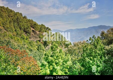 Spring mountain landscape of Outer Himalayas, Himachal Pradesh, India Stock Photo