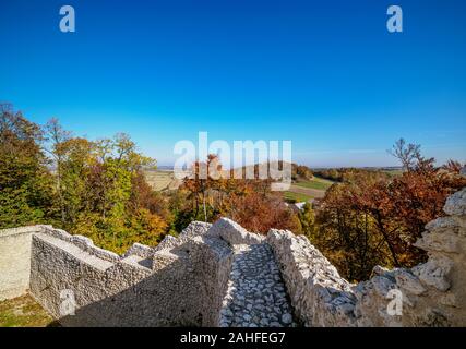 Pilcza Castle Ruins in Smolen, Trail of the Eagles' Nests, Krakow-Czestochowa Upland or Polish Jurassic Highland, Silesian Voivodeship, Poland Stock Photo