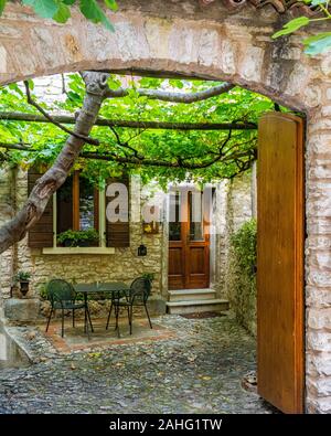 Scenic sight in the small village of Piovere, on Lake Garda. Province of Brescia, Lombardia, Italy. Stock Photo