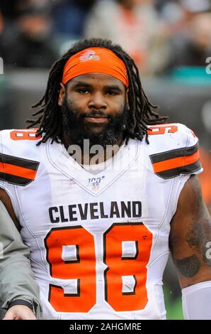 Sheldon Richardson Cleveland Browns Game-Used #98 Brown Jersey vs.  Cincinnati Bengals on December 8, 2019