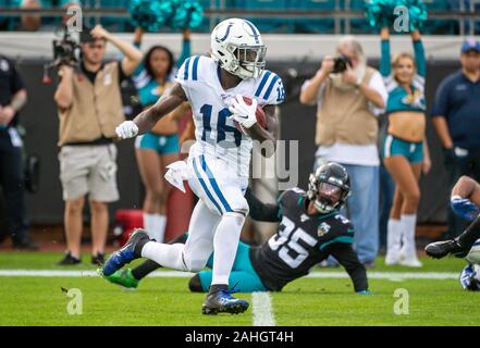 Jacksonville, FL, USA. 29th Dec, 2019. Indianapolis Colts wide receiver Ashton Dulin (16) during 1st half NFL football game between the Indianapolis Colts and the Jacksonville Jaguars at TIAA Bank Field in Jacksonville, Fl. Romeo T Guzman/CSM/Alamy Live News Stock Photo