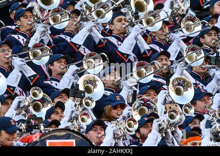 Santa Clara, California, USA. 30th Dec, 2019. The Illinois Fighting Illini band performs during the Redbox Bowl game between the University of California Golden Bears and the University of Illinois Fighting Illini at Levi's Stadium in Santa Clara, California. Chris Brown/CSM/Alamy Live News Stock Photo