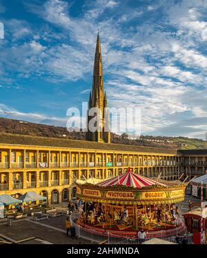 The Piece Hall, Halifax, at Christmas. Stock Photo
