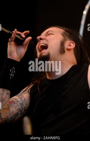 Italy Milan , 4th and 3rd June 2006 'Gods of Metal 2006' at the Idroscalo of Milan: Korn singer Jonathan Davis during the concert Stock Photo