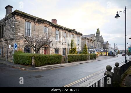 Sunrise at Ormskirk is a market town in West Lancashire, England, Former Ormskirk Magistrates’ Court and Family Court - a grade II listed sandstone bu Stock Photo