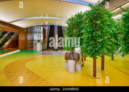 SINGAPORE - CIRCA APRIL, 2019: interior shot of Louis Vuitton store at the  Shoppes at Marina Bay Sands Stock Photo - Alamy