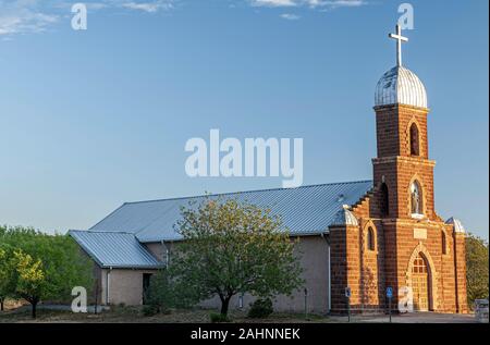 Nuestra Senora del Refugio Church (1882, 1921), Puerto de Luna, near Santa Rosa, New Mexico USA Stock Photo