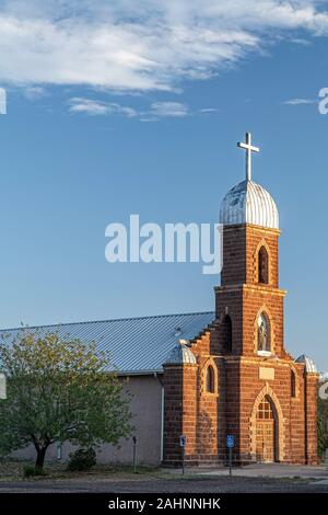 Nuestra Senora del Refugio Church (1882, 1921), Puerto de Luna, near Santa Rosa, New Mexico USA Stock Photo