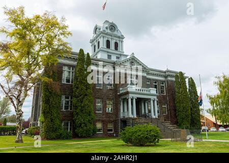 Prineville, Oregon - May 15, 2015: The Crook County Courthouse was Completed in 1910 Stock Photo