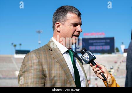 January 01, 2020 - Pasadena, CA, USA : Oregon Ducks head coach Mario Cristobal entering the stadium after arriving to the Rose Bowl Stadium. © Maria Lysaker Stock Photo