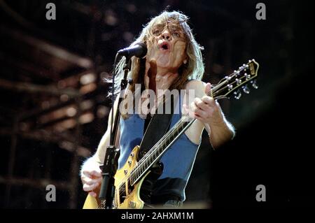 Turin, Italy, 04 July 2001,live concert of ACDC at the Delle Alpi Stadium of Turin : Malcolm Young during the concert Stock Photo