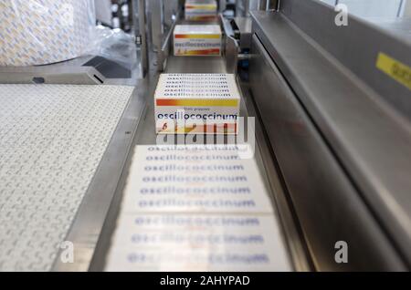 Messimy Central Eastern France 19 02 05 Boiron Factory Oscillococcinum Production Line The Leading Product Among Boiron Laboratories Homeopa Stock Photo Alamy