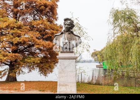 Bust of Frederic Chopin, polish composer and virtuoso pianist, at the King Michael I Park, formerly Herastrau Park, a large park on the northern side Stock Photo