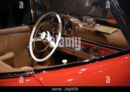 Mercedes-Benz 300 SL Roadster (1962) Stock Photo