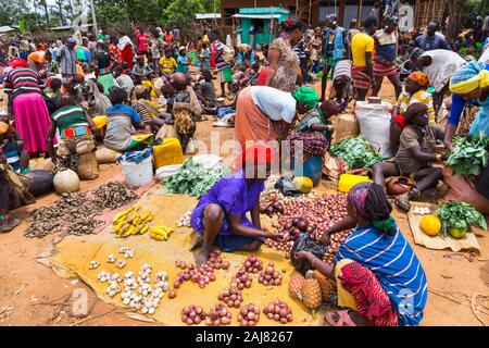 Banna people, Omo valley, Naciones, Ethiopia, Africa Stock Photo