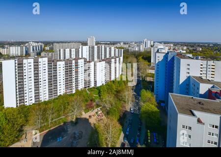 Hochhäuser, Lipschitzallee, Gropiusstadt, Neukölln, Berlin, Deutschland Stock Photo