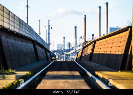 IJMUIDEN 28-04-2020, Aerial photos energiecentrales, Tata Steel in IJmuiden.  Tata Steel Europe, staalproductie, hoogwaardig staal, industriële  werkgever. Industrie, hoogovens (Photo by Pro Shots/Sipa USA Stock Photo -  Alamy