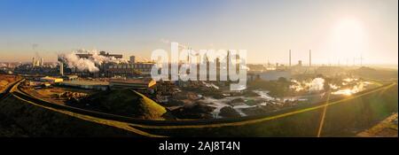 IJMUIDEN 28-04-2020, Aerial photos energiecentrales, Tata Steel in IJmuiden.  Tata Steel Europe, staalproductie, hoogwaardig staal, industriële  werkgever. Industrie, hoogovens (Photo by Pro Shots/Sipa USA Stock Photo -  Alamy