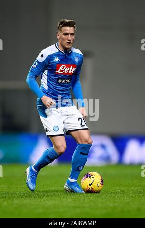 Reggio Emilia, Italy. 22 December, 2019: Piotr Zielinski of SSC Napoli in action during the Serie A football match between US Sassuolo and SSC Napoli. SSC Napoli won 2-1 over US Sassuolo. Credit: Nicolò Campo/Alamy Live News Stock Photo